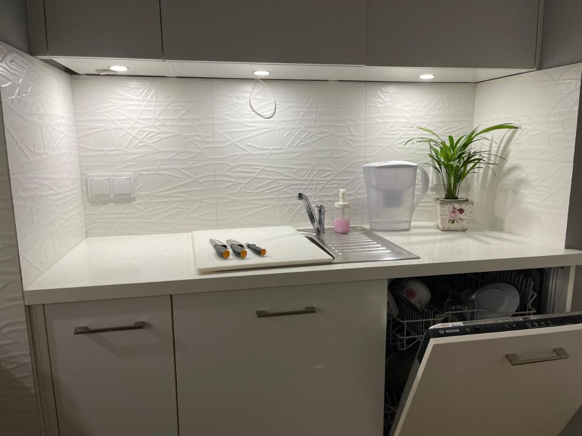 Apartamenty Warszawa Centrum Wlodarzewska 30 エクステリア 写真